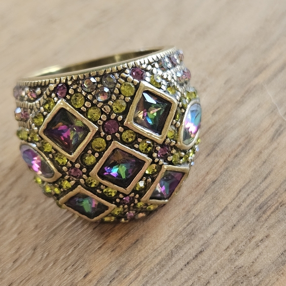 Heidi Daus Ring- 8 - Picture 5 of 11